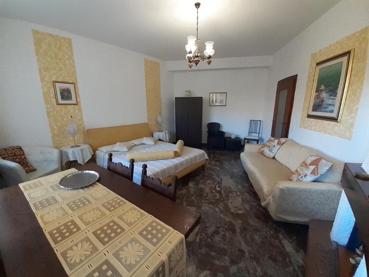 Saglia Apartments マルチェージネ エクステリア 写真